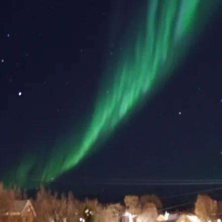 Lyngen Accommodation&sauna Lyngseidet