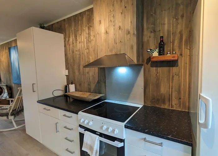 Lyngen Accommodation&sauna *
